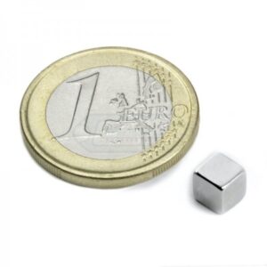IMÁN DE NEODIMIO CUBO NIQUELADO 5mm 1.1kg N42
