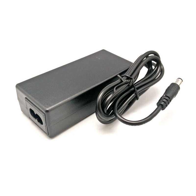 ALIMENTADOR ELECTRÓNICO  29VCC 2A 58W (5.5x2.1x12mm)